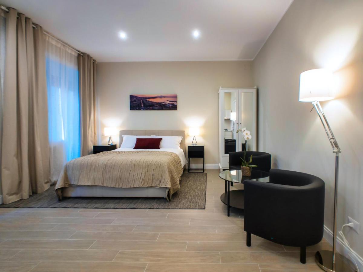Silia House Napoli Centro酒店 外观 照片
